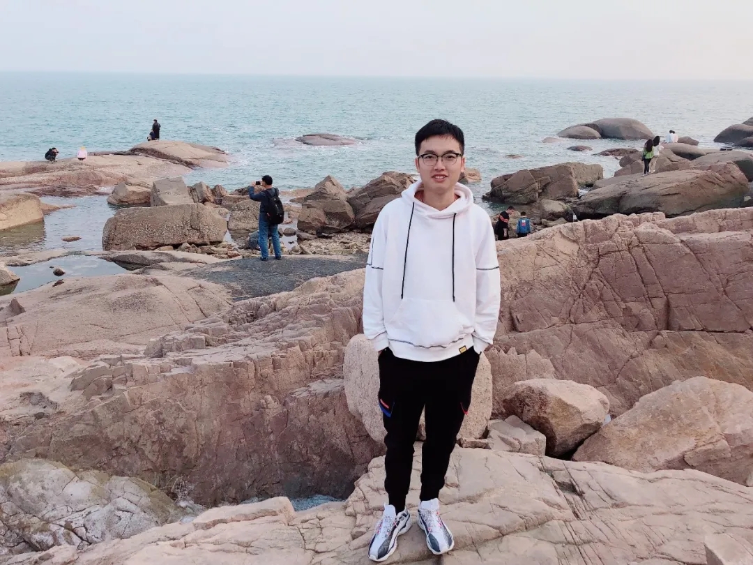 一盞家燈，溫暖了無數(shù)個清晨。