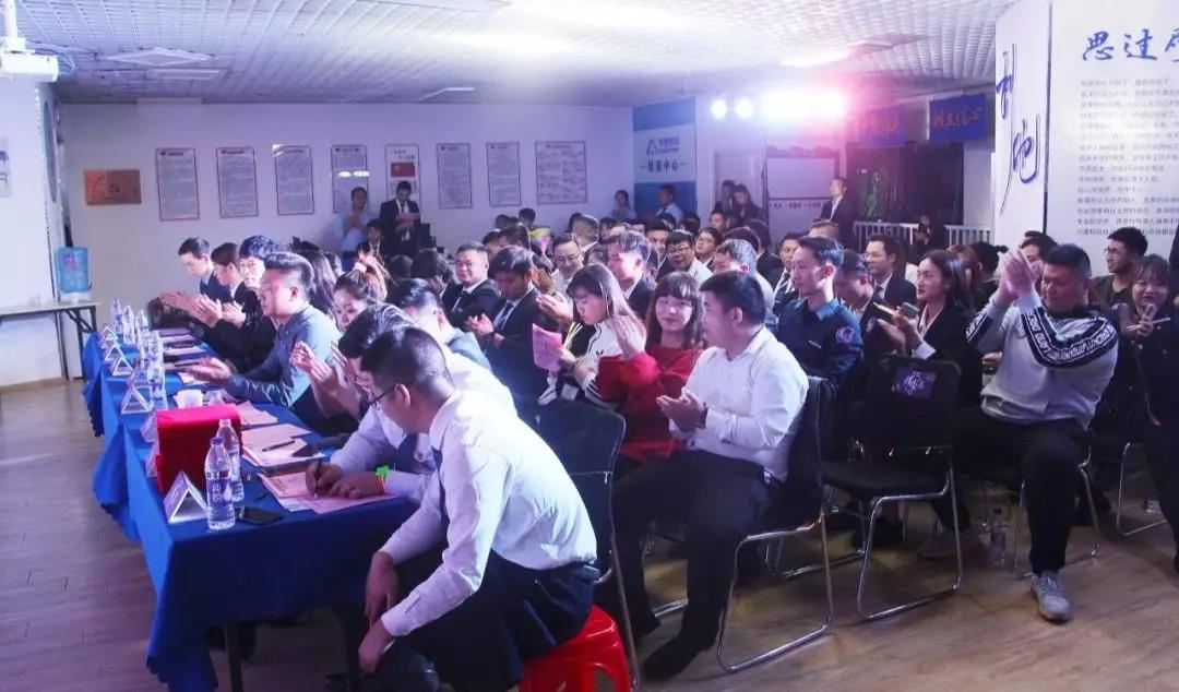 高手PK 巔峰對(duì)決 | 第一屆中墅新歌聲總決賽圓滿落幕！